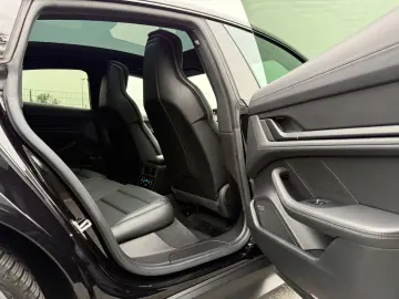 PORSCHE Taycan 476PS 93KWH PANO HEAD-UP PDLS  LUFT