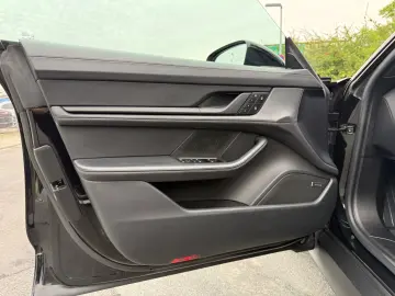 PORSCHE Taycan 476PS 93KWH PANO HEAD-UP PDLS  LUFT