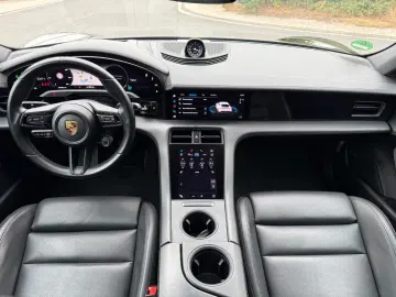 PORSCHE Taycan 476PS 93KWH PANO HEAD-UP PDLS  LUFT