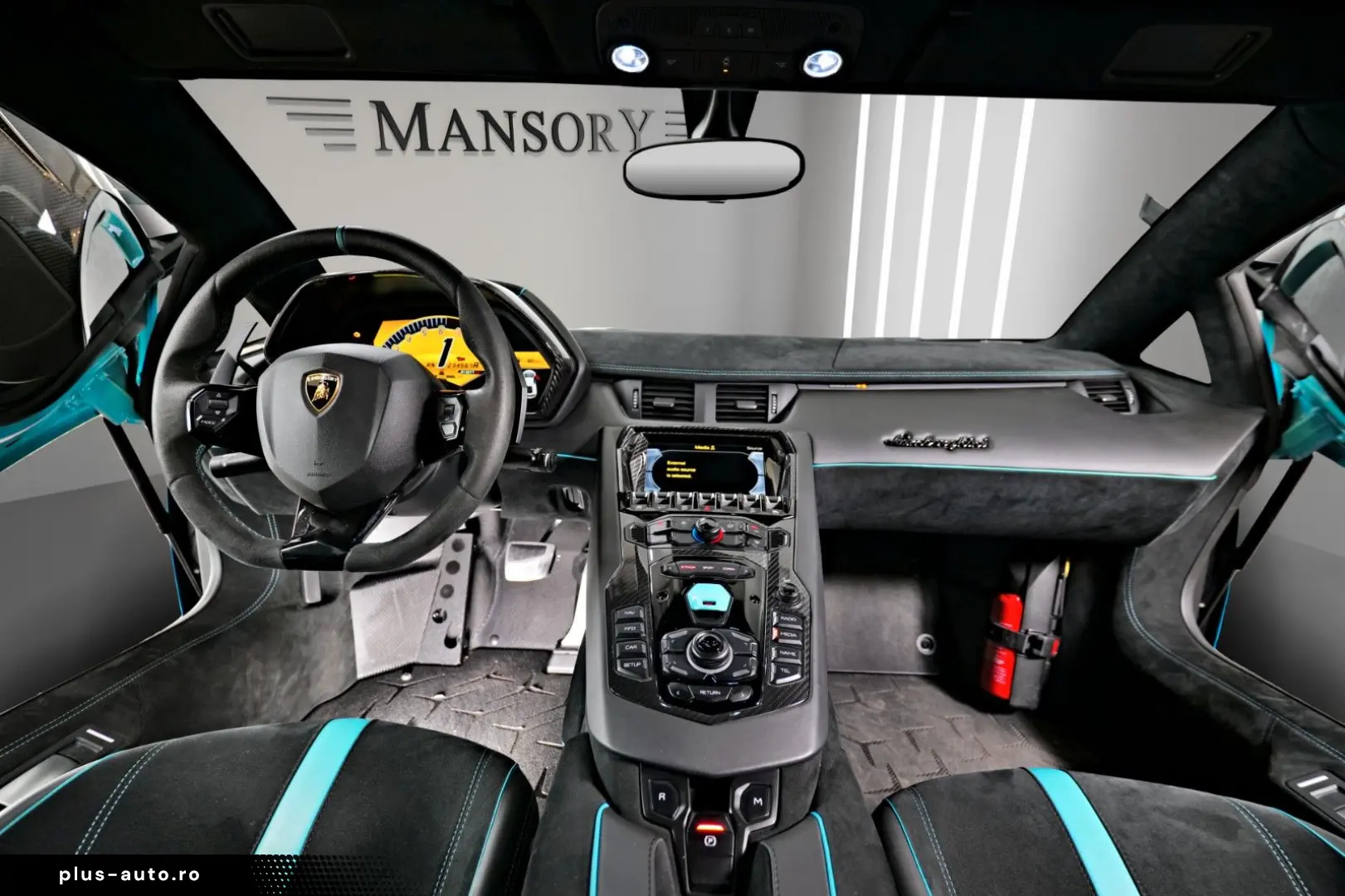 LAMBORGHINI Aventador LP 750-4 Superveloce (SV)