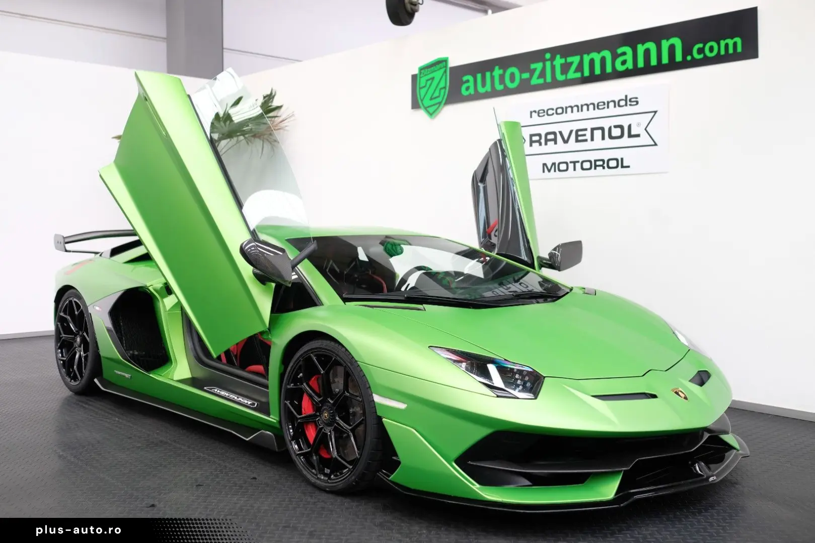 LAMBORGHINI Aventador SVJ VERDE ALCEO MATT CARBON LIFT SENSO