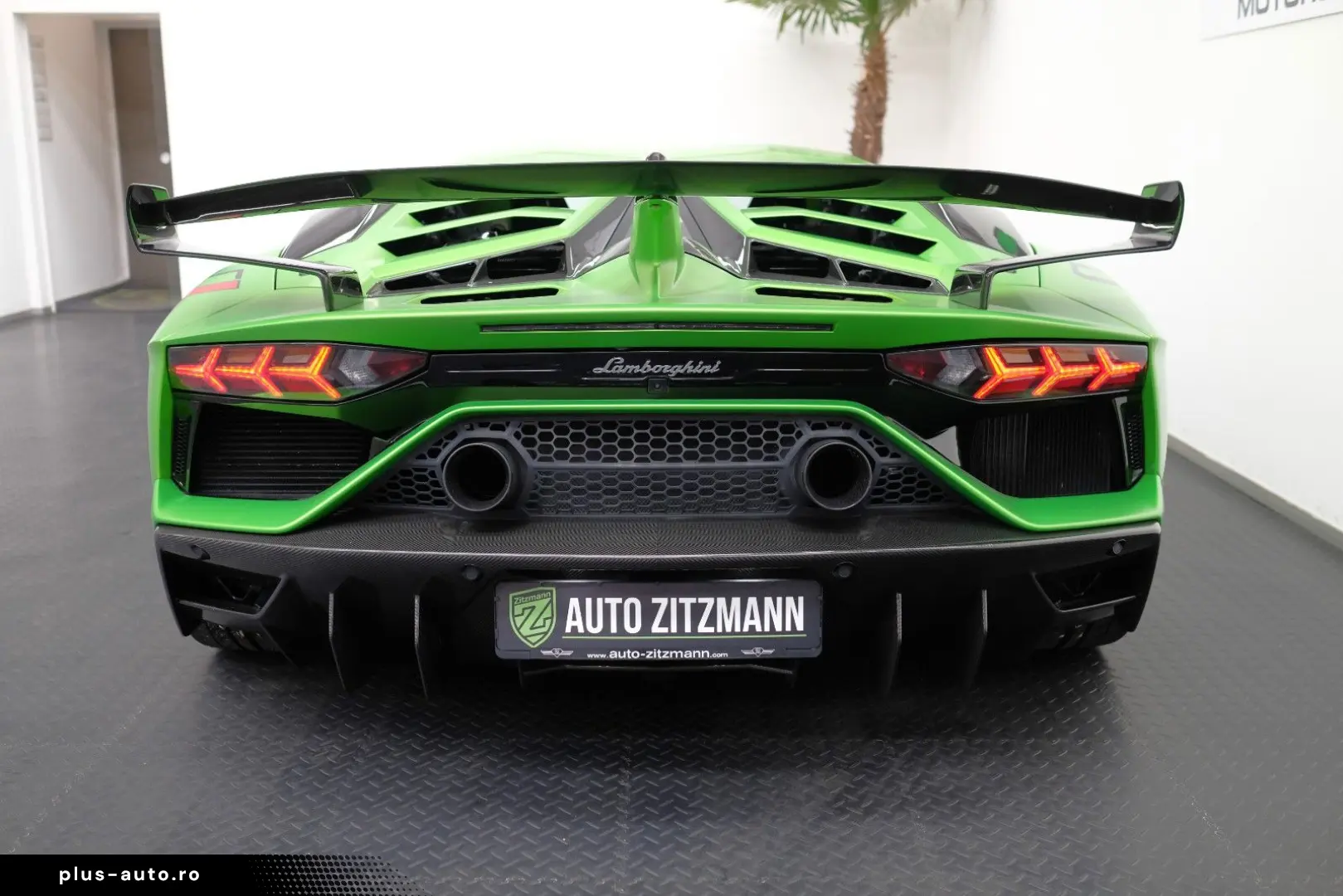 LAMBORGHINI Aventador SVJ VERDE ALCEO MATT CARBON LIFT SENSO