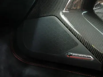 LAMBORGHINI Aventador SVJ Verde Alceo Matt Carbon Lift