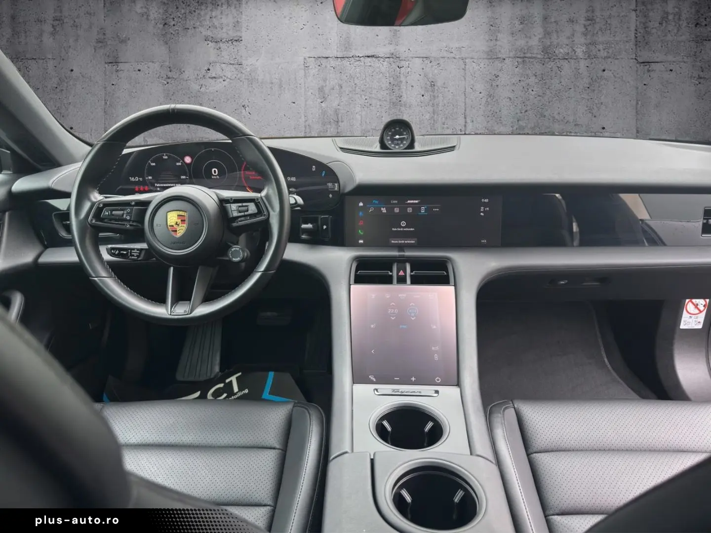 PORSCHE Taycan Sport-Chrono-Paket Sound-System BOSE