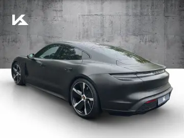 PORSCHE Taycan Sport-Chrono-Paket Sound-System BOSE