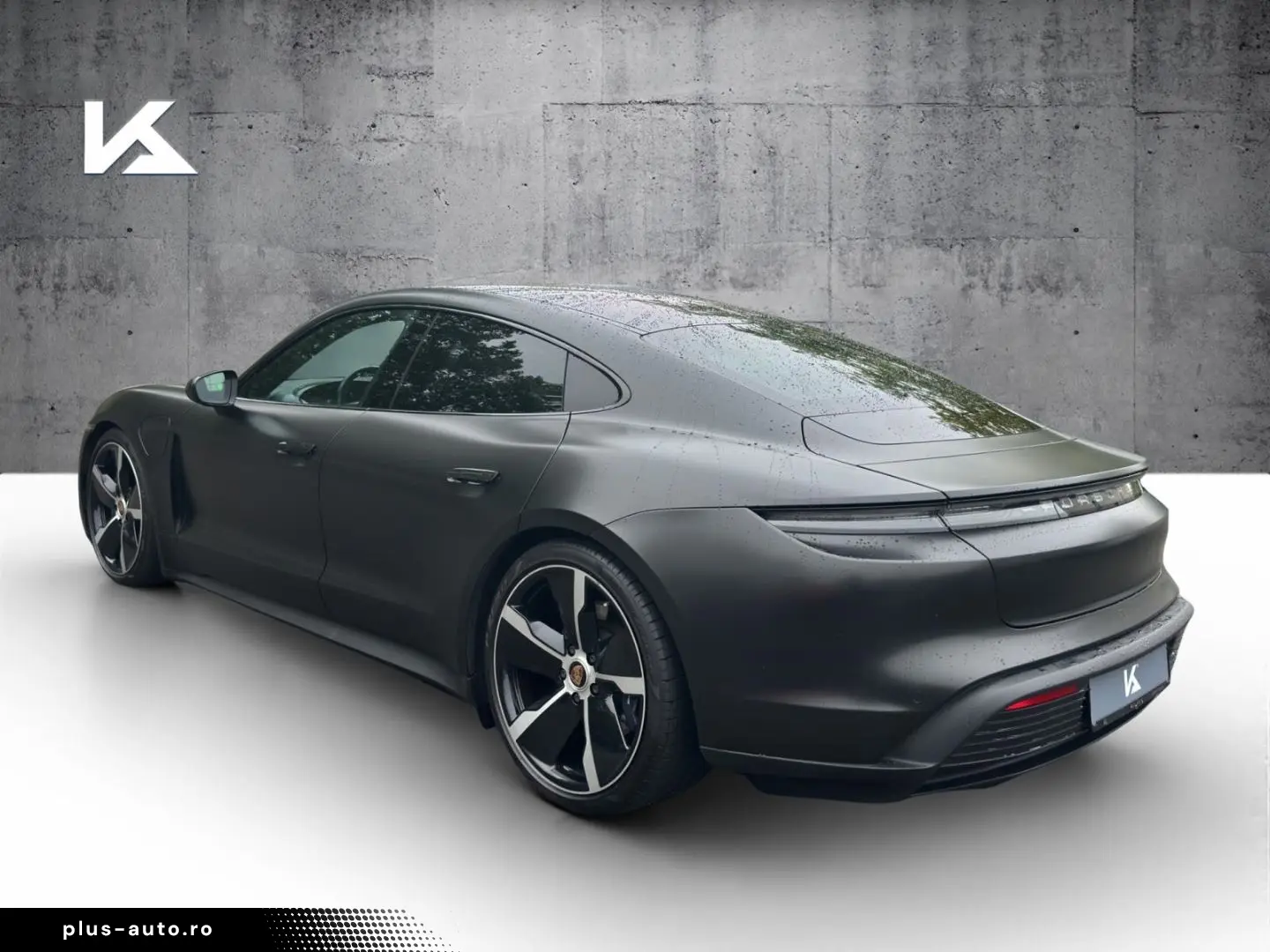 PORSCHE Taycan Sport-Chrono-Paket Sound-System BOSE