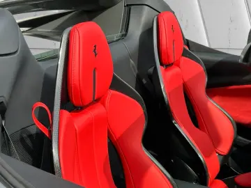 FERRARI 296 GTS CARBON