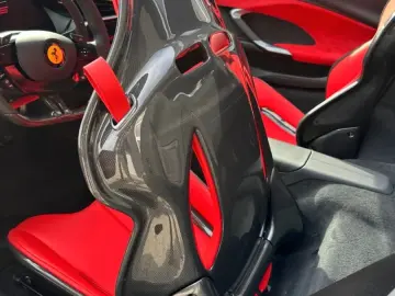 FERRARI 296 GTS CARBON