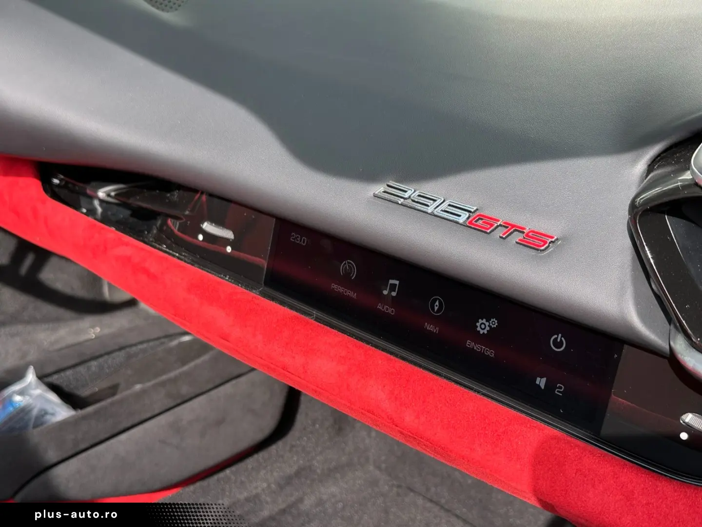 FERRARI 296 GTS CARBON