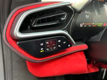 FERRARI 296 GTS CARBON