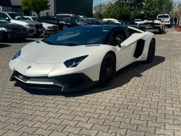 LAMBORGHINI Aventador LP 750-4 SV Roadster Carbon