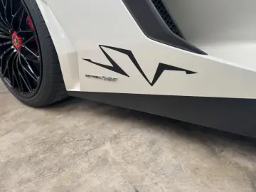 LAMBORGHINI Aventador LP 750-4 SV Roadster Carbon