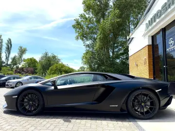 LAMBORGHINI Aventador S LP740-4   MwSt.   PPF   Carbon