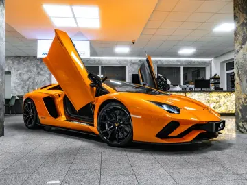 LAMBORGHINI Aventador S LP 740-4  CAPRISTO LIFT CAM CARBON