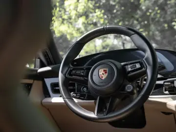 PORSCHE Taycan 4 Cross Turismo BOSE Panorama