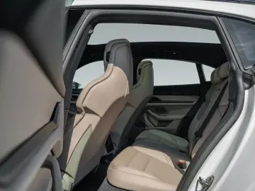 PORSCHE Taycan 4 Cross Turismo BOSE Panorama