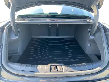 Porsche Taycan 79 kWh BOSE ACC NAVI STHZ LED APP SHZ
