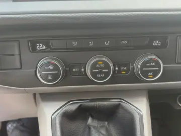 VW T6 Caravelle 2 0TDI  Trendline DAB 9Sitze APP MF