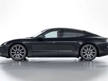 PORSCHE Taycan Surround-View BOSE  20''