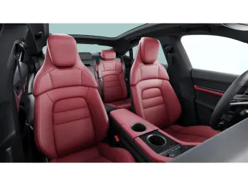 PORSCHE Taycan Surround-View Luftfederung BOSE 1. Hand