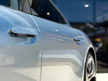 PORSCHE Taycan Sport Turismo 4 S Performancebatterie Plu
