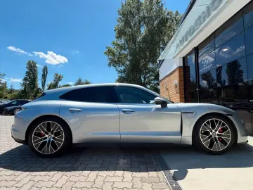 PORSCHE Taycan Sport Turismo 4 S Performancebatterie Plu
