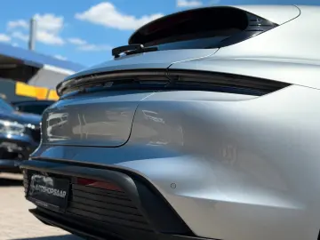 PORSCHE Taycan Sport Turismo 4 S Performancebatterie Plu