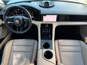 PORSCHE Taycan Sport Turismo 4 S Performancebatterie Plu