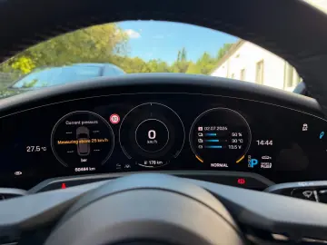 PORSCHE Taycan Sport Turismo 4 S Performancebatterie Plu