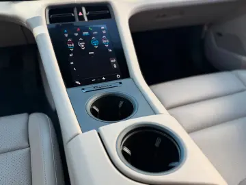 PORSCHE Taycan Sport Turismo 4 S Performancebatterie Plu