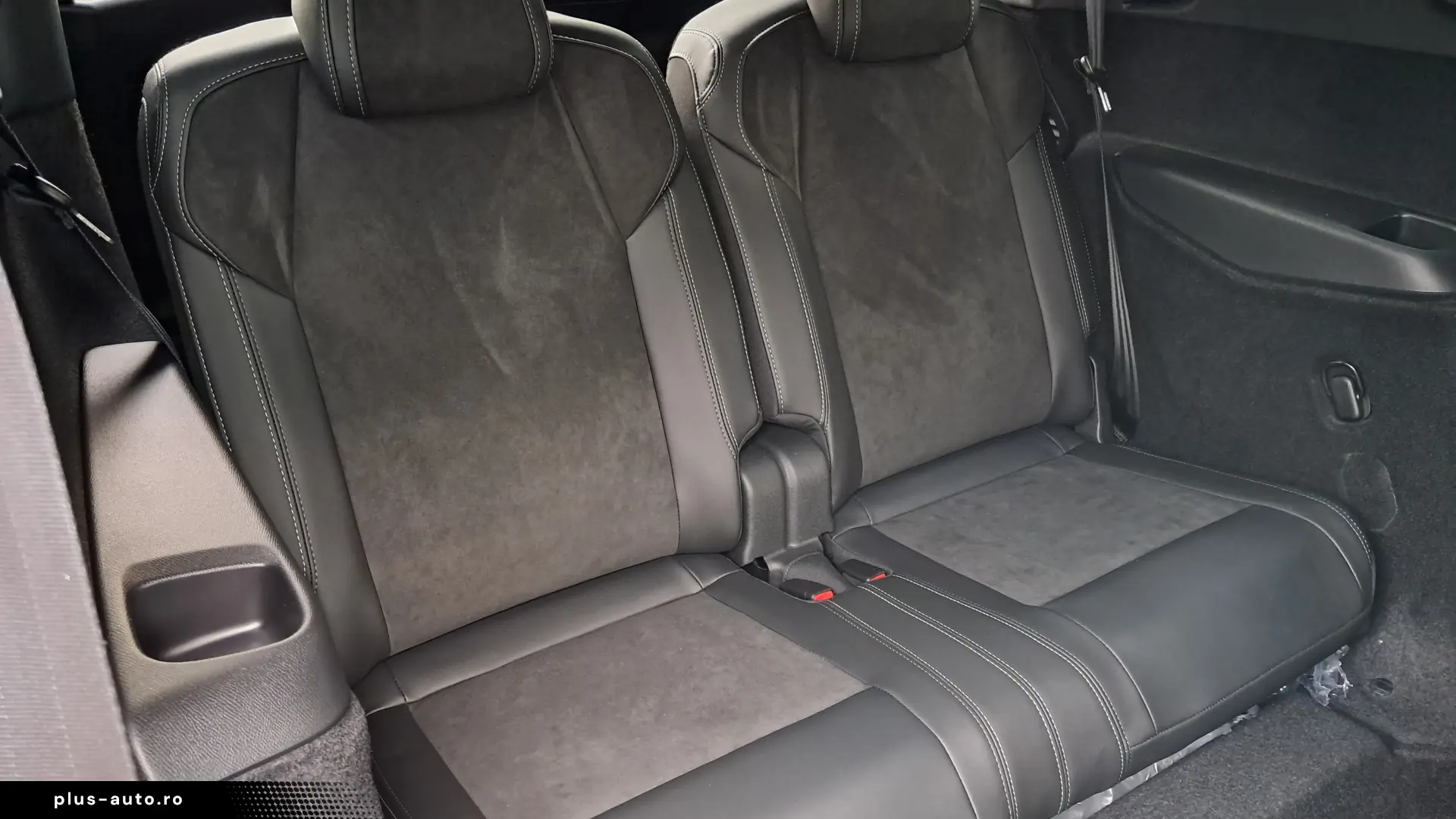 PEUGEOT 5008 GT 1.2 Hybrid 145 CP automata