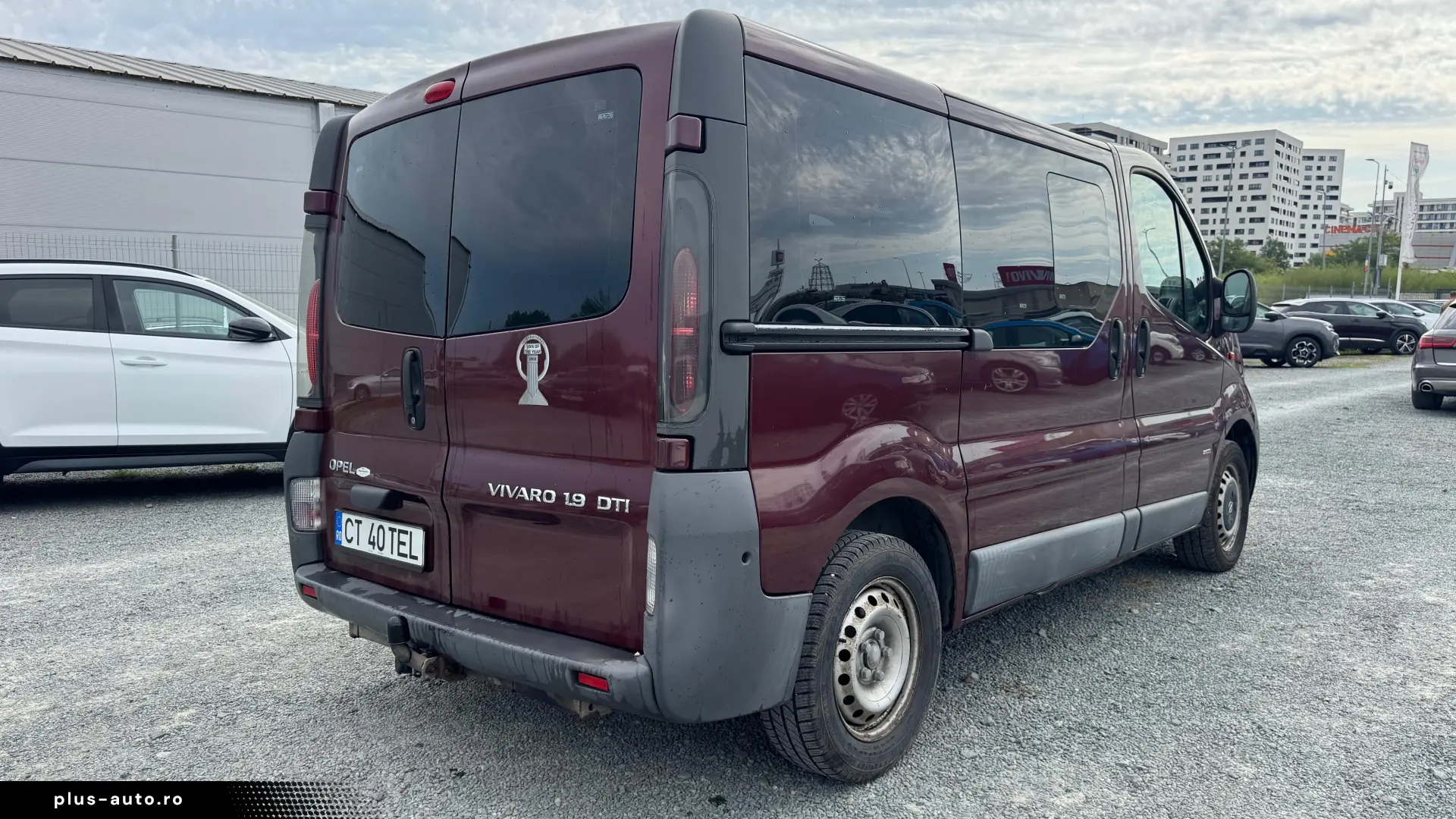 Opel Vivaro - Km. certificati! Rate fara avans!