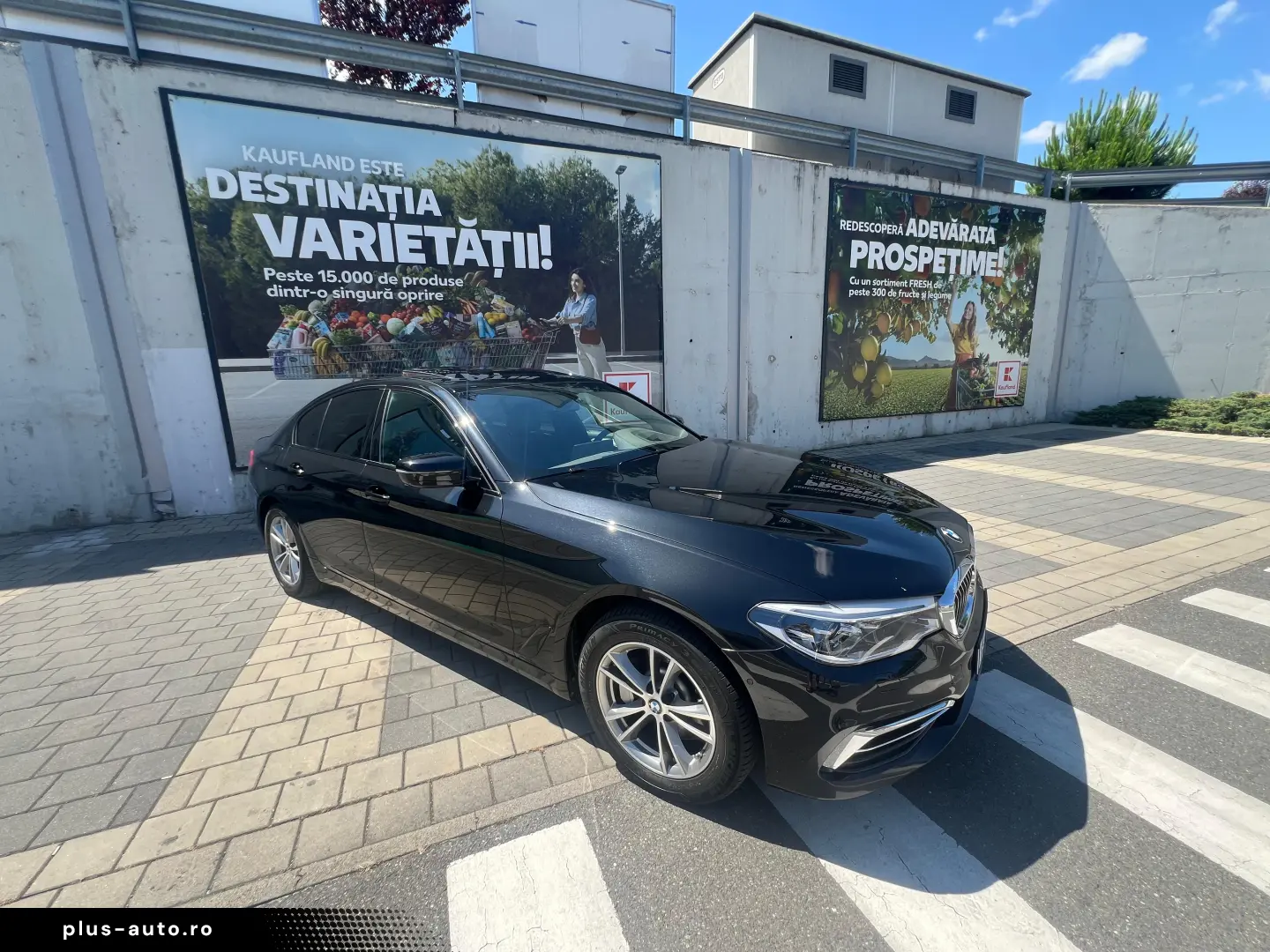 BMW Seria 5 530e iPerformance Aut. Luxury Line
