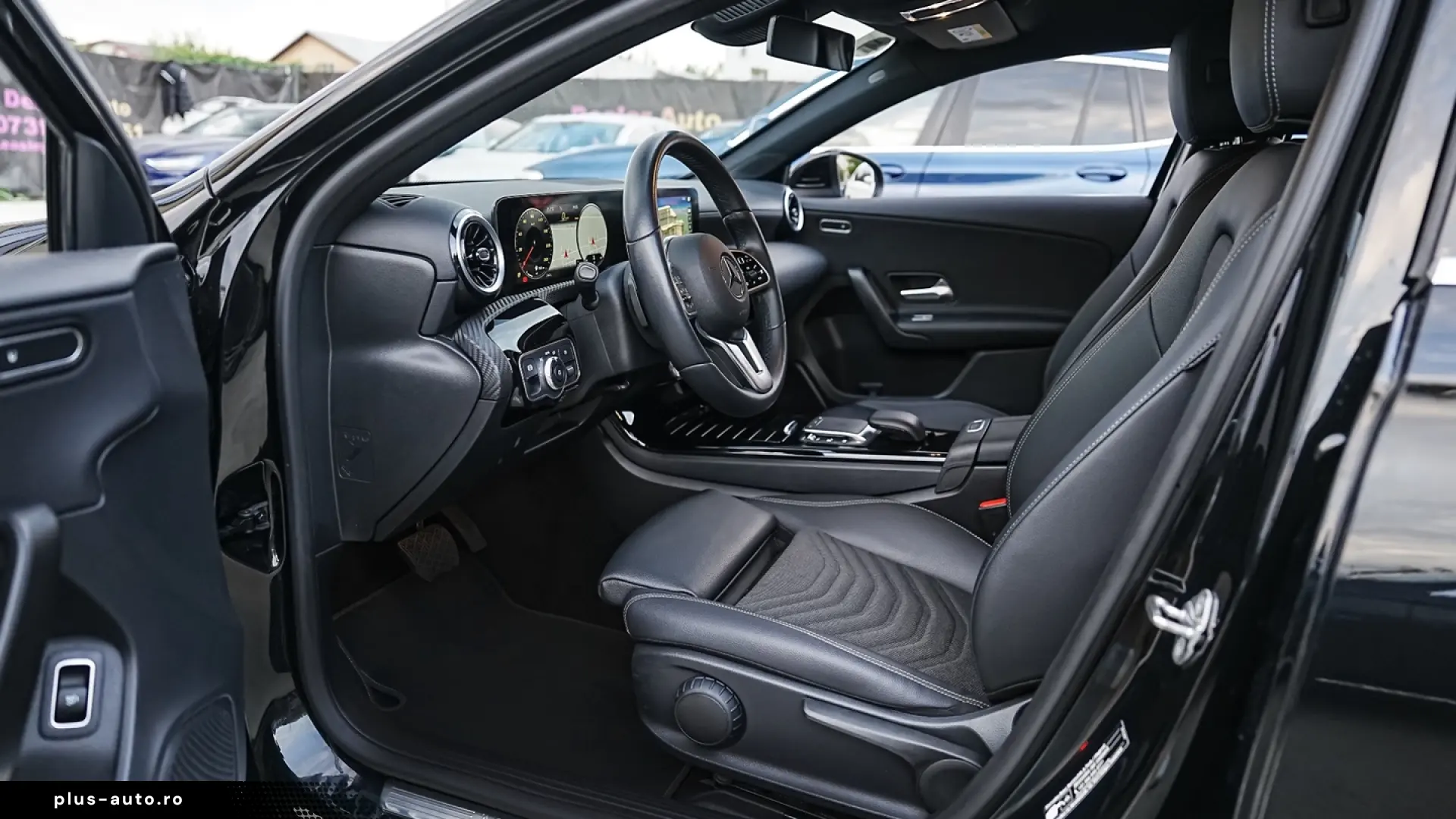 Mercedes-Benz A 180 Sedan 7G-DCT Style