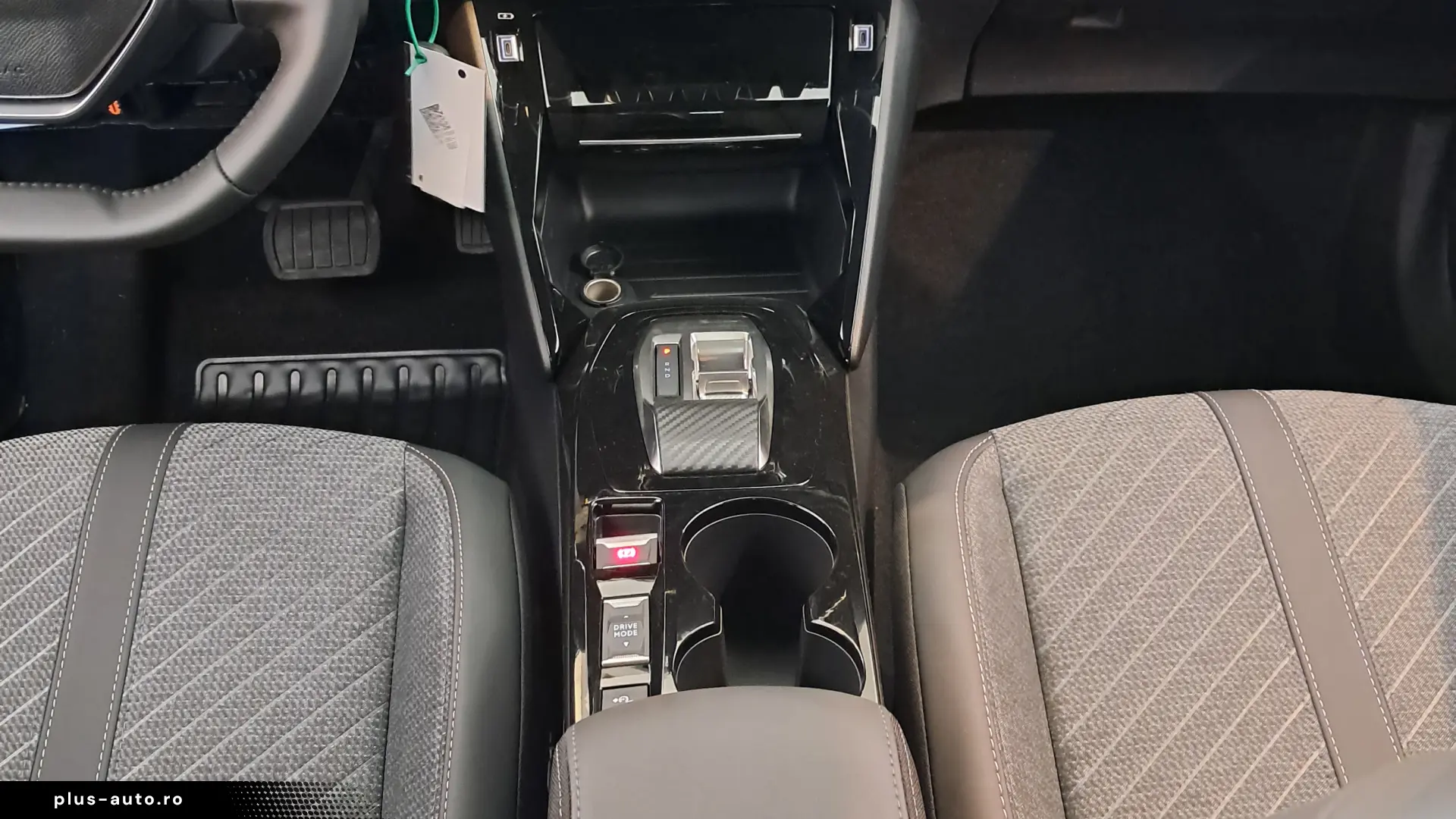 PEUGEOT 2008 Allure 1.2 Hybrid 145 CP automata