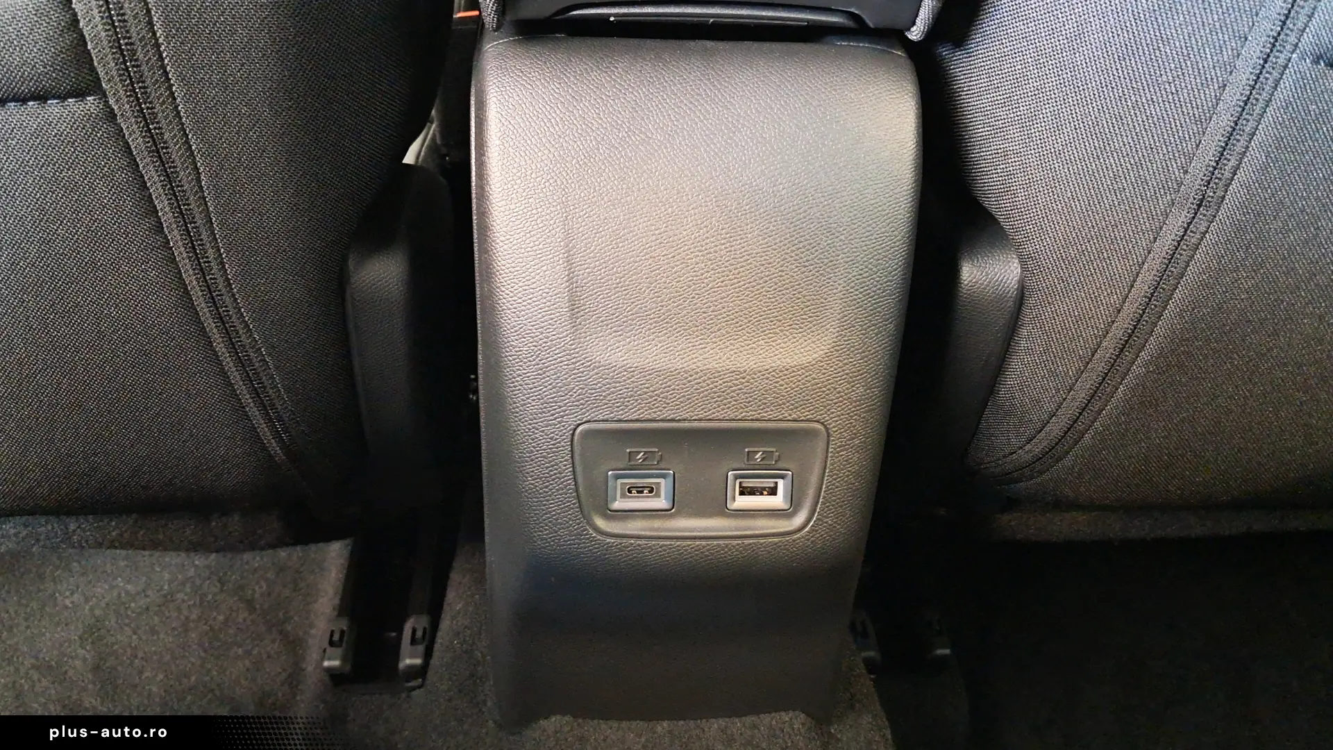 PEUGEOT 2008 Allure 1.2 Hybrid 145 CP automata