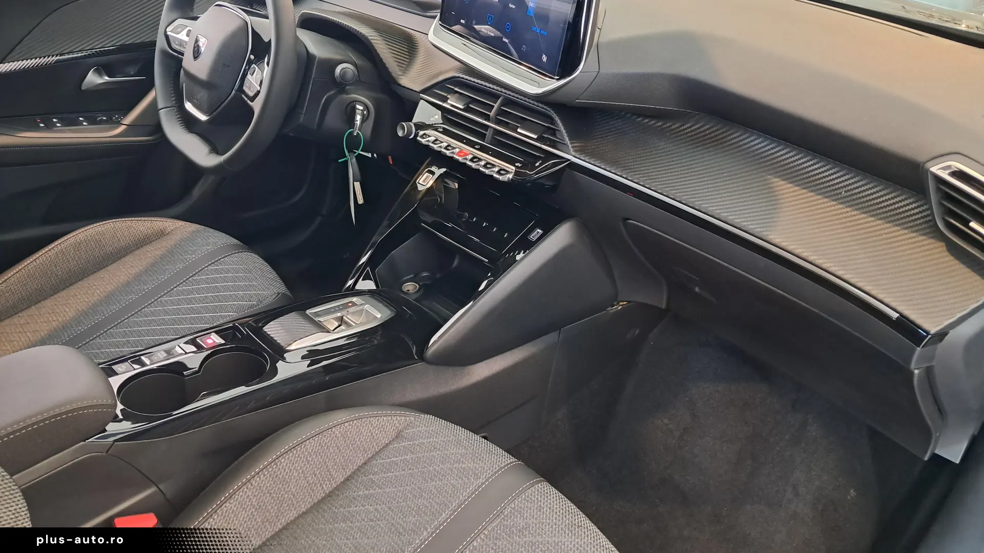 PEUGEOT 2008 Allure 1.2 Hybrid 145 CP automata