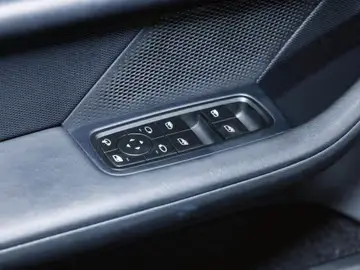 Porsche Taycan Performancebatterie  Sport Chrono