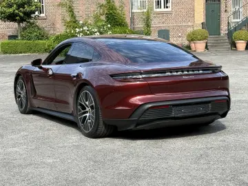 PORSCHE Taycan Basis HEAD-UP PANORAMA 20 TURBO BOSE PRSE