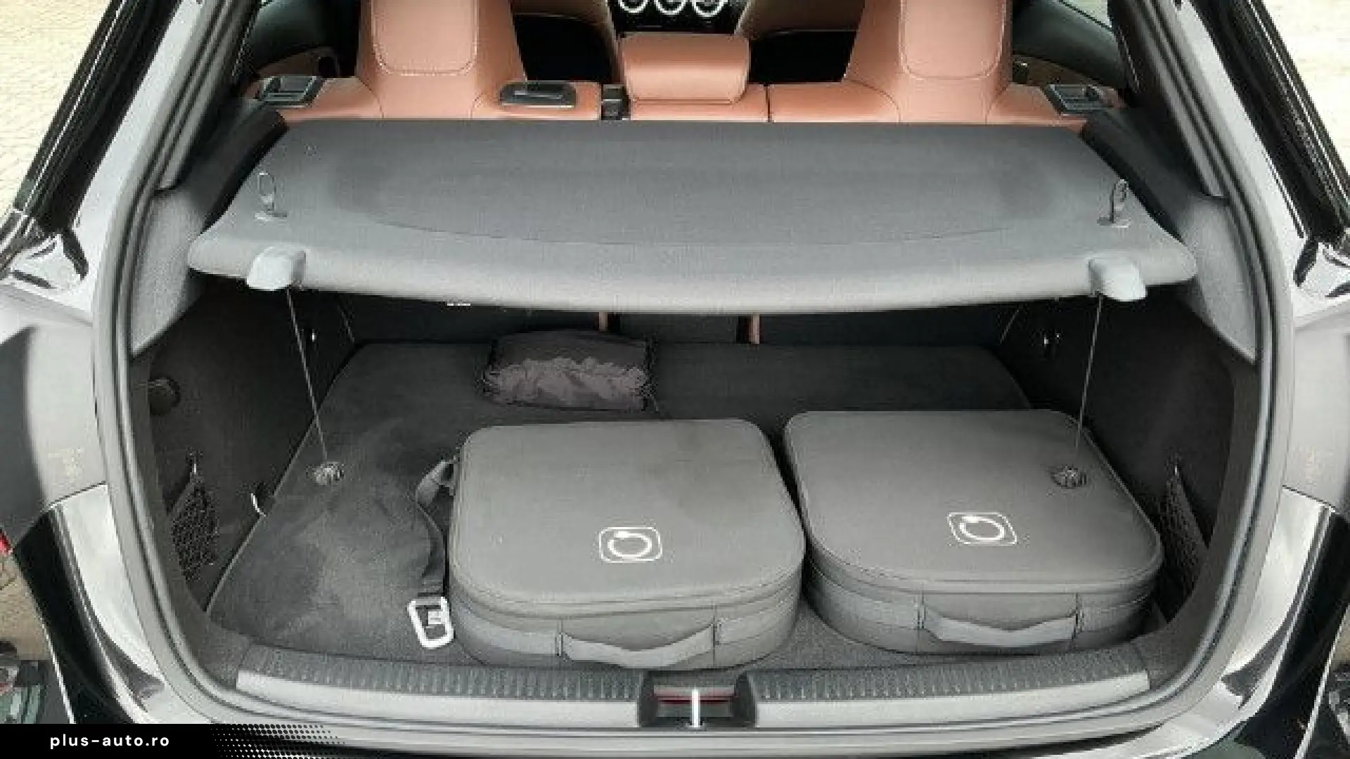 Mercedes-Benz A 250 e Hybrid DB7 Edition AMG-Line