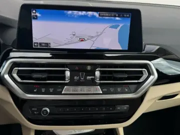 BMW X3 xDrive30e LED Elektr.Sitz Memory NAVI CAM LED