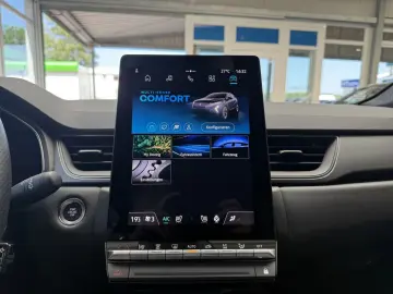 RENAULT Captur II Techno Autom..  LED  CarPlay  ACC  Kam