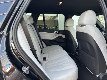 BMW X5 xDrive30d M-Sport AHK StandHz ACC 2.J.GARANTI