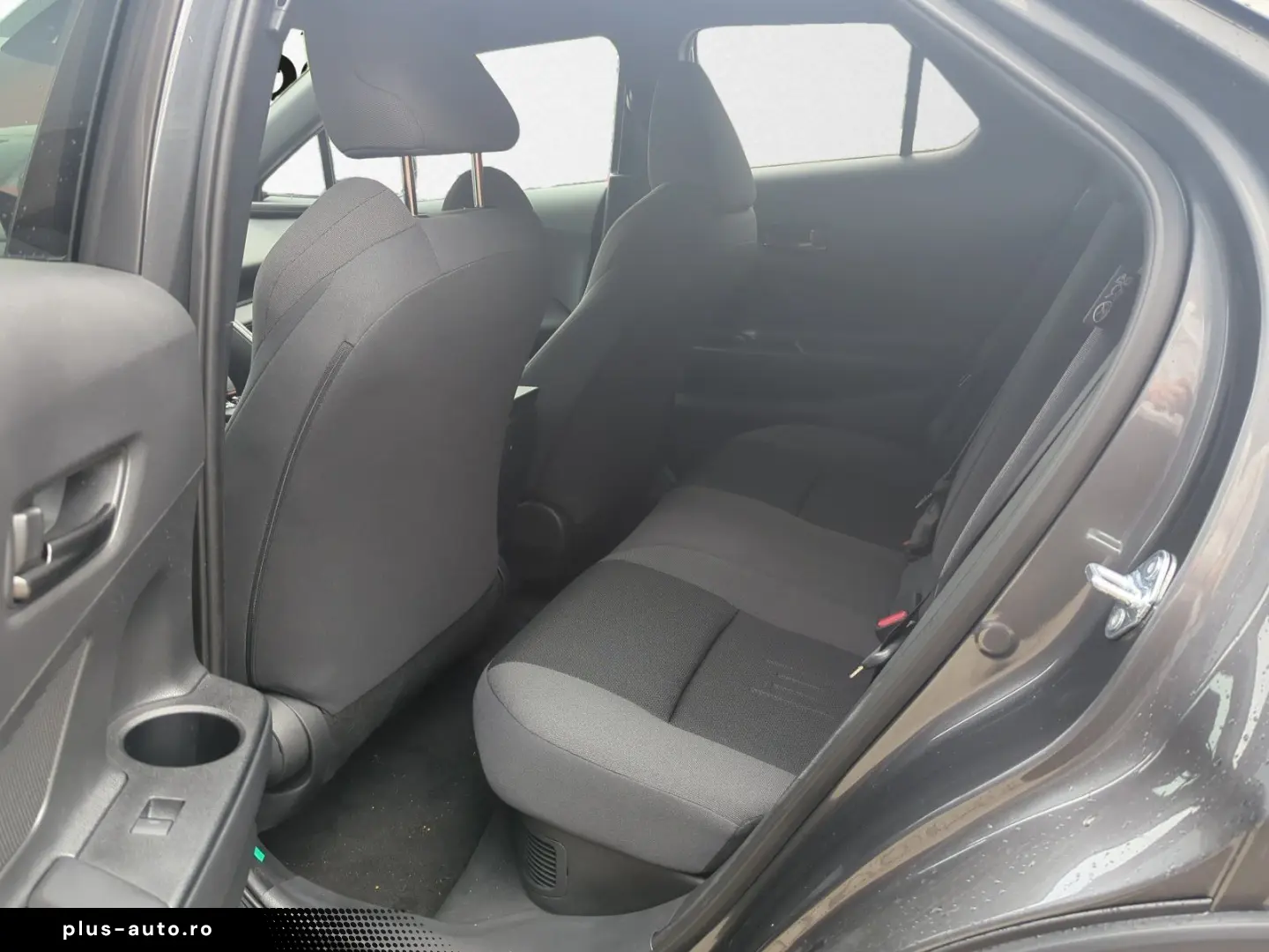 TOYOTA C-HR 2.0 PHEV Teamplayer   Tech. Paket