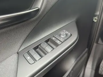 TOYOTA C-HR 2.0 PHEV Teamplayer   Tech. Paket