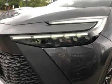 TOYOTA C-HR 2 0L Hybrid 4X2 Teamplayer Gepflegt
