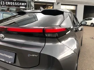 TOYOTA C-HR 2 0L Hybrid 4X2 Teamplayer Gepflegt