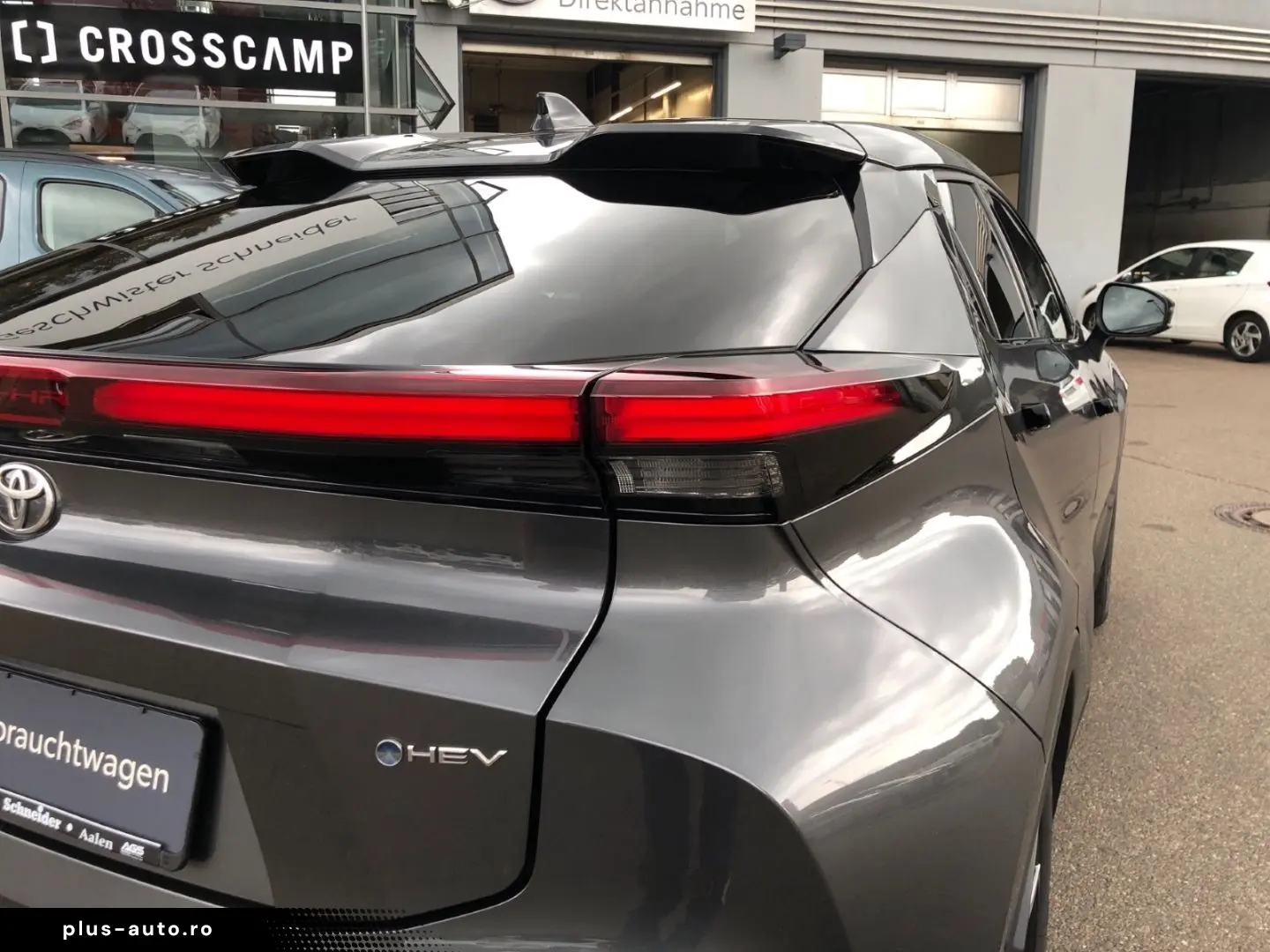 TOYOTA C-HR 2 0L Hybrid 4X2 Teamplayer Gepflegt