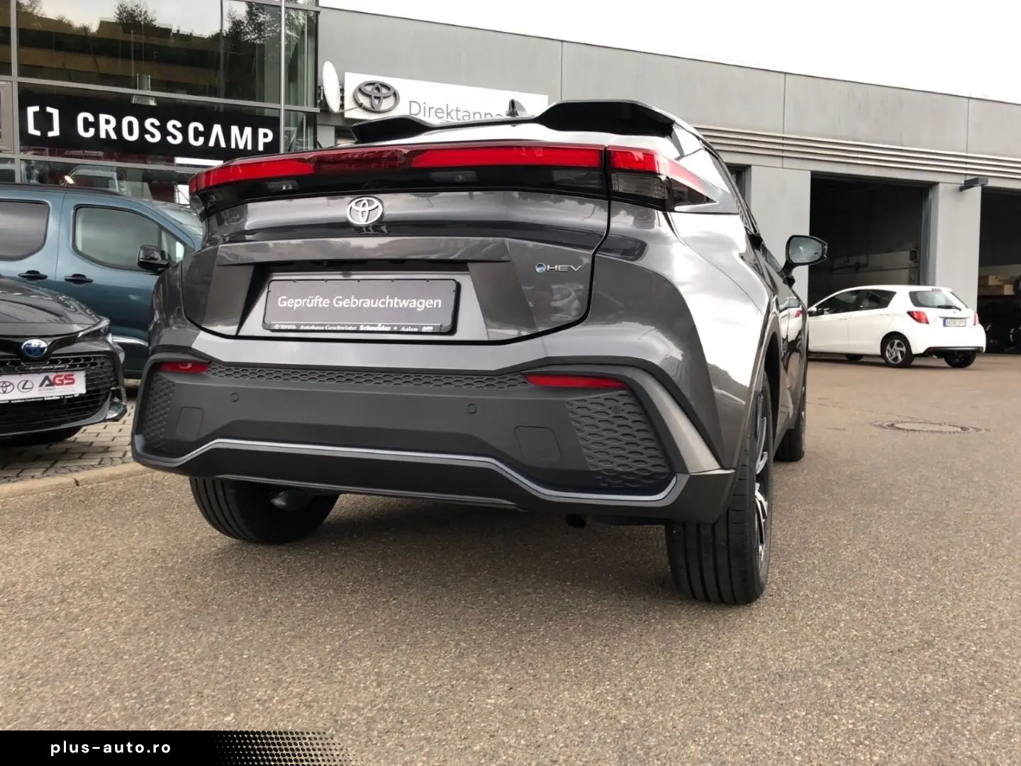 TOYOTA C-HR 2 0L Hybrid 4X2 Teamplayer Gepflegt