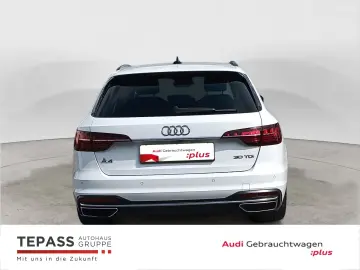 AUDI A4 Avant 30 TDI ADVANCED NAVI LED ACC AHK KAMERA